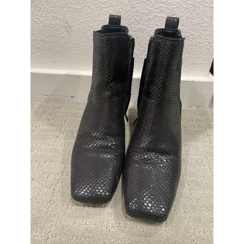Womens Franco Sarto black textured leather ankle boots sz 10